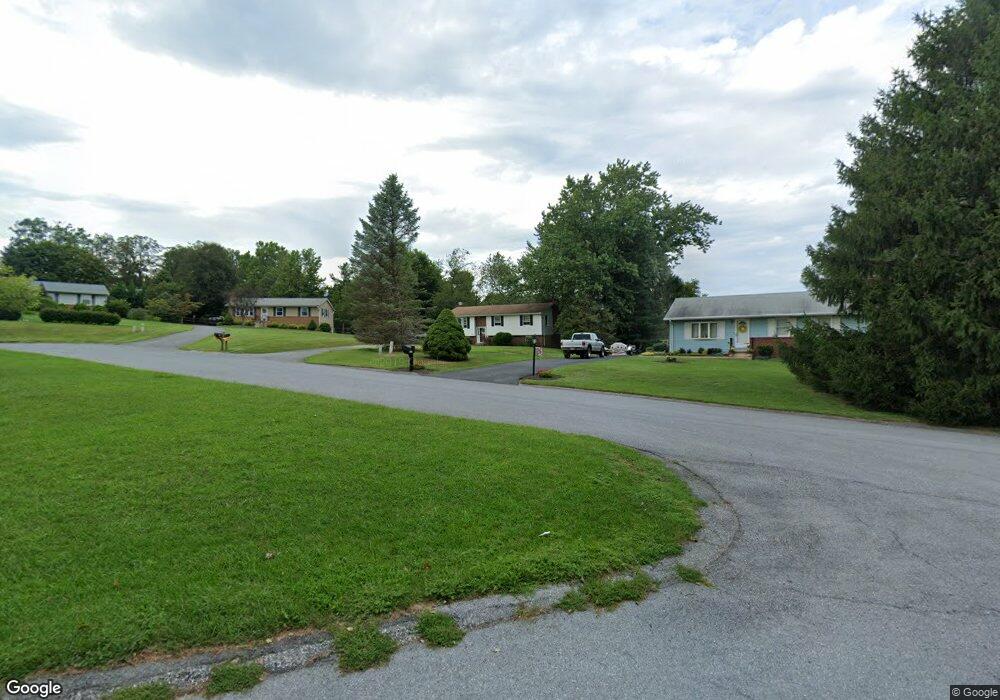 5627 Manor Dr, Woodbine, MD 21797 - photo 1