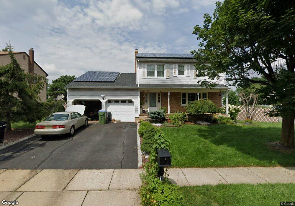 1 Oberlin Ct, Edison, NJ 08820 - photo 1