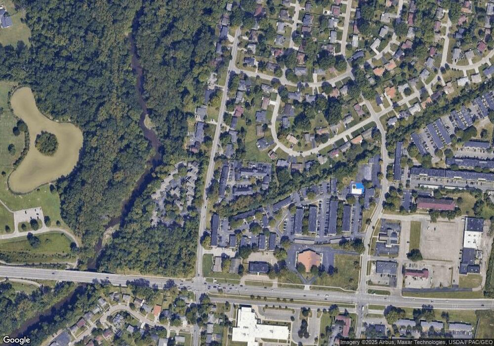 5346 Yorkshire Village Ln, Columbus, OH 43232 - photo 1