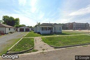 203 S 11th St, Wymore, NE 68466