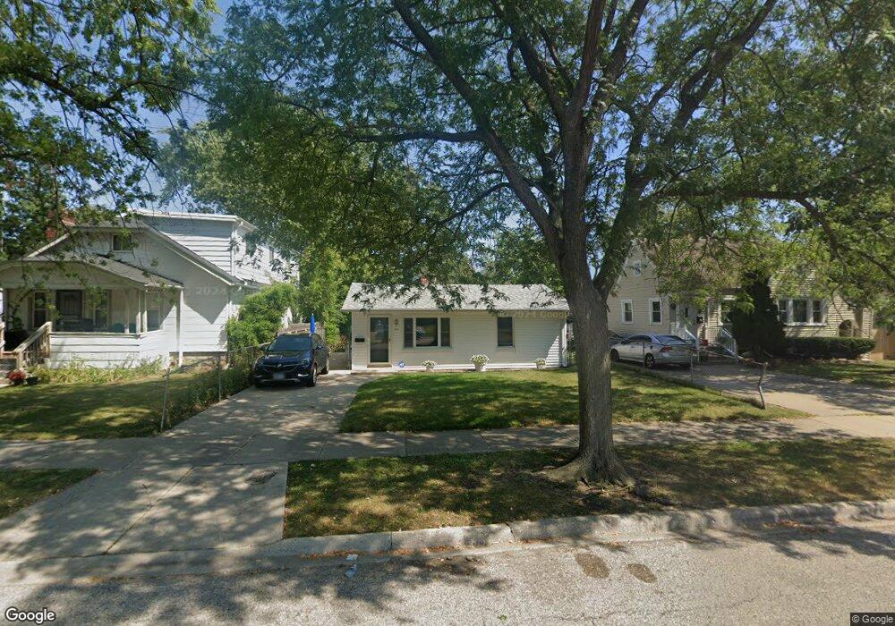 213 S Martin Ave, Waukegan, IL 60085 - photo 1