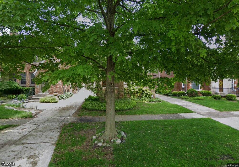 426 Cloverly Rd, Grosse Pointe Farms, MI 48236 - photo 1