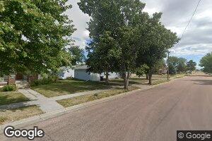 138 S Park St NE, Wagner, SD 57380