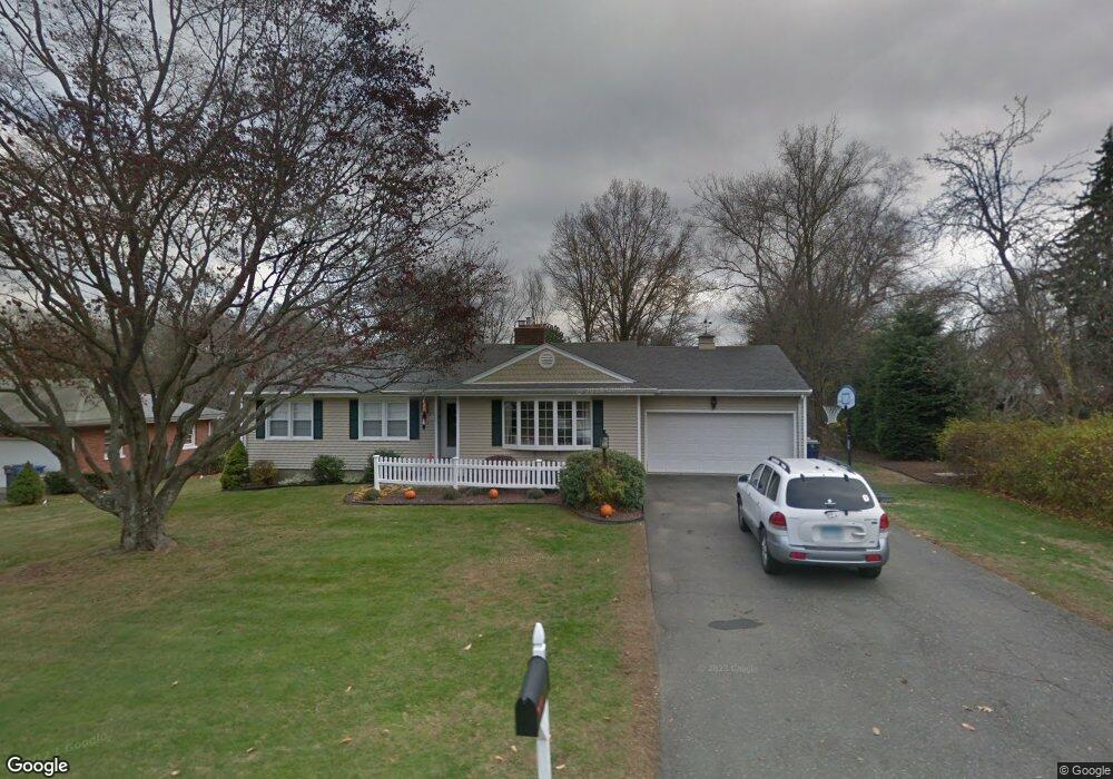 8 Whalley Rd, Trumbull, CT 06611 - photo 1