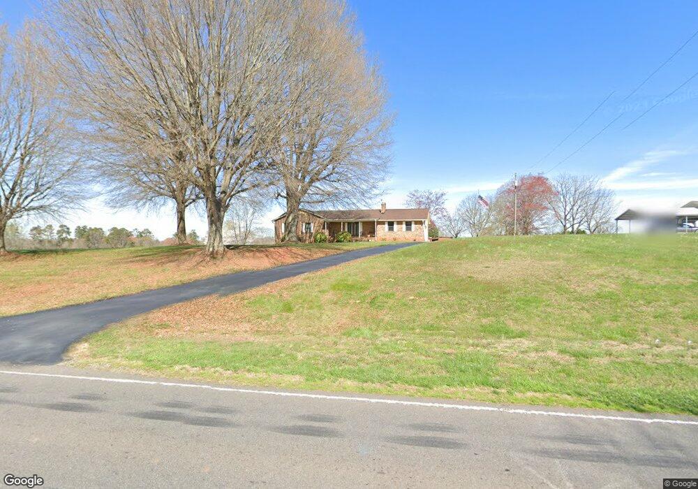 2810 Wilkesboro Hwy, Statesville, NC 28625 - photo 1