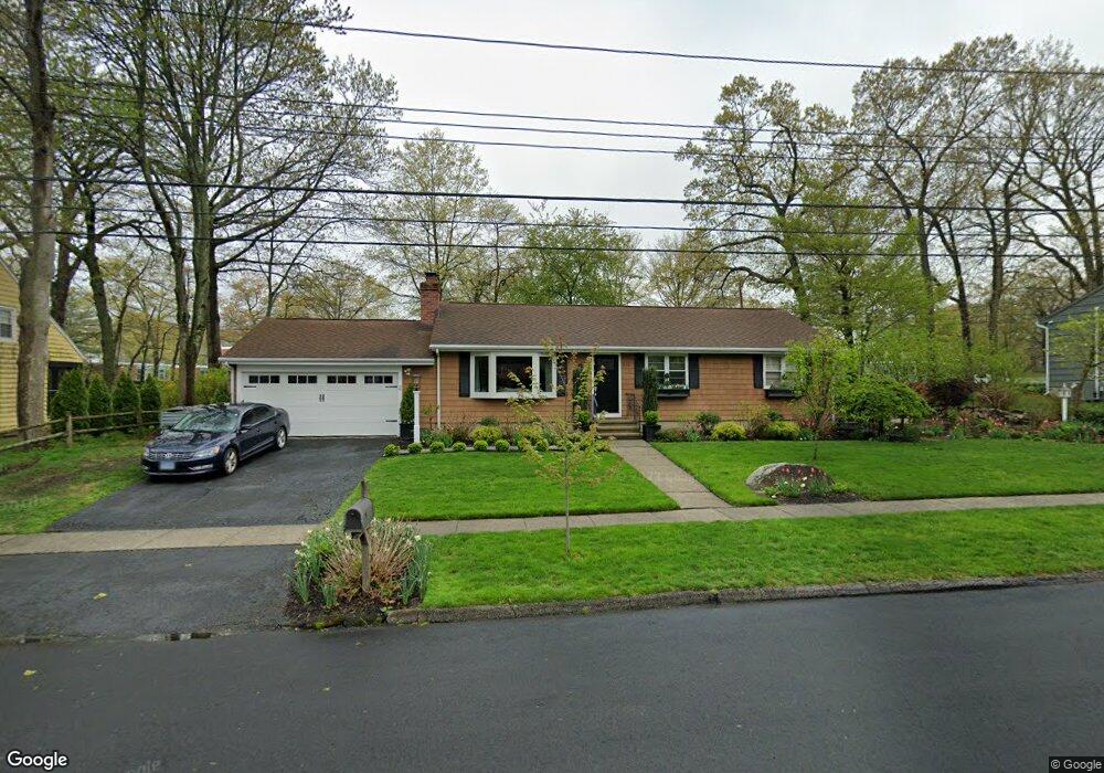 215 Deerfield Dr, Stratford, CT 06614 - photo 1