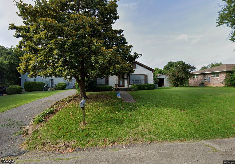 1622 W Johnson St, Denison, TX 75020 - photo 1