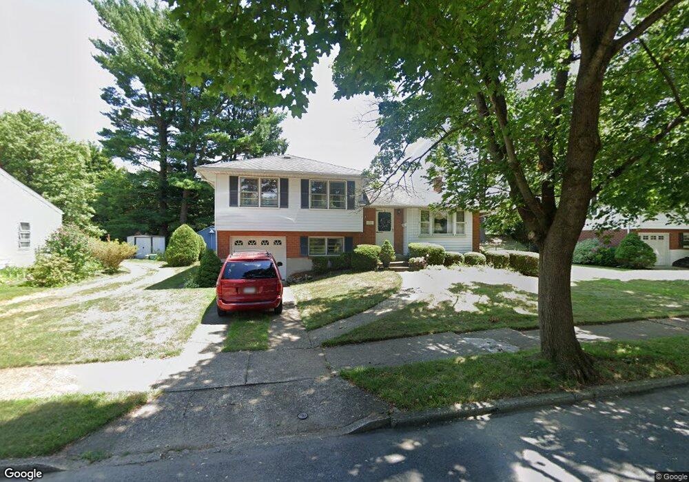 3040 Avon Rd, Bethlehem, PA 18017 - photo 1