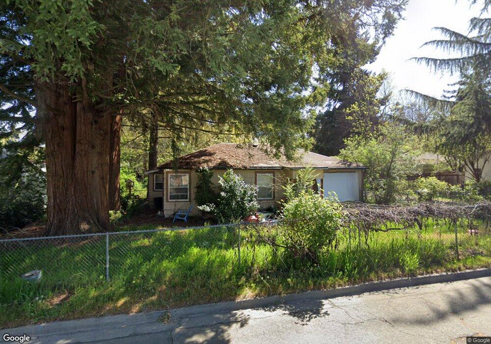 1249 Plummer Ave, Grants Pass, OR 97527 - photo 1