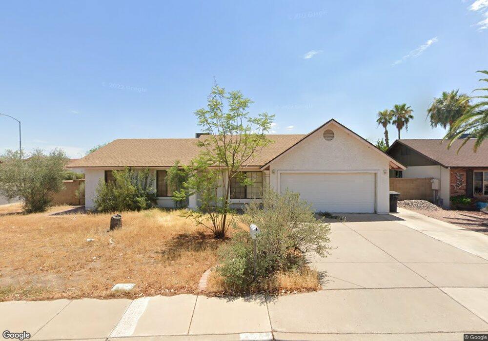 2261 E Capri Cir, Mesa, AZ 85204 - photo 1