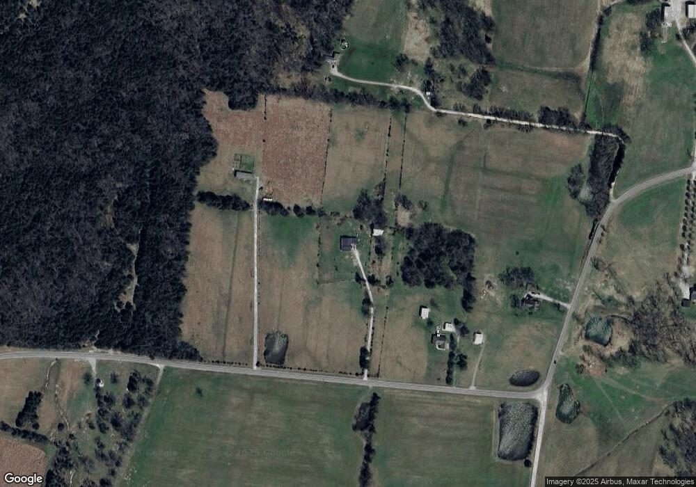 1212 John Lunn Rd, Lewisburg, TN 37091 - photo 1