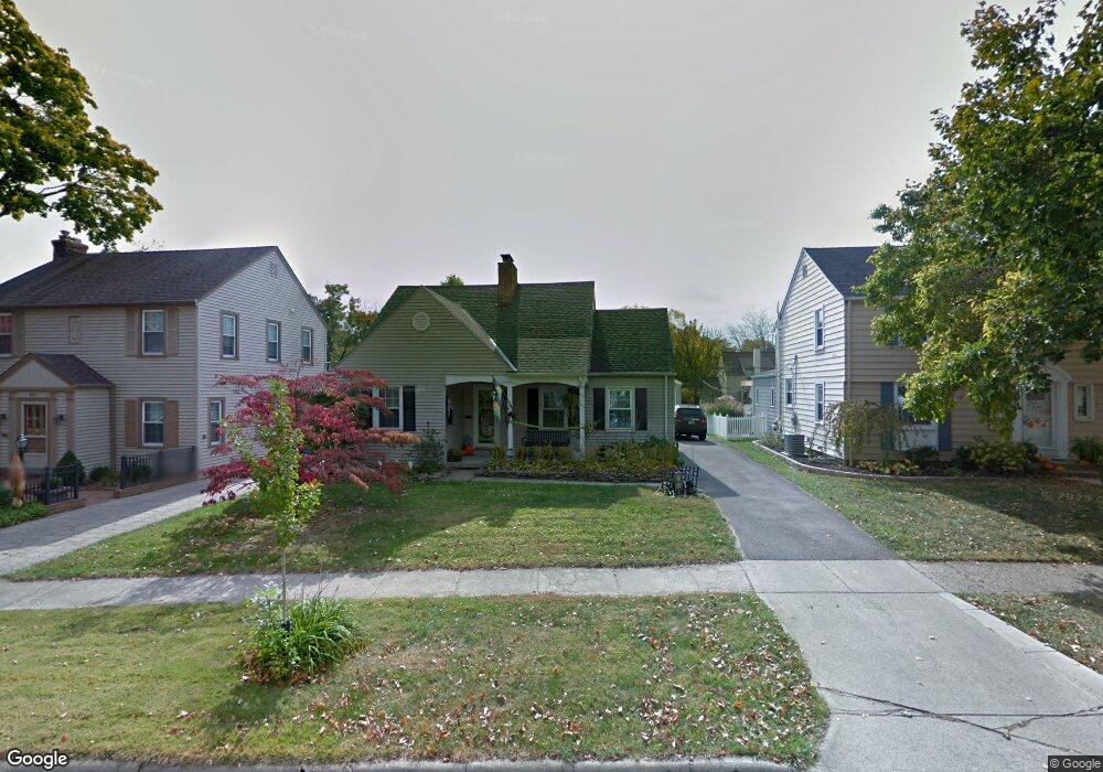 255 Fallis Rd, Columbus, OH 43214 - photo 1