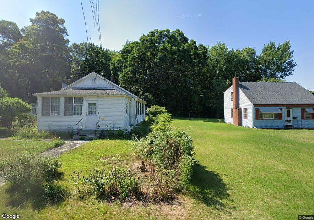 115 E Pershing St, Bloomfield, CT 06002 - photo 1