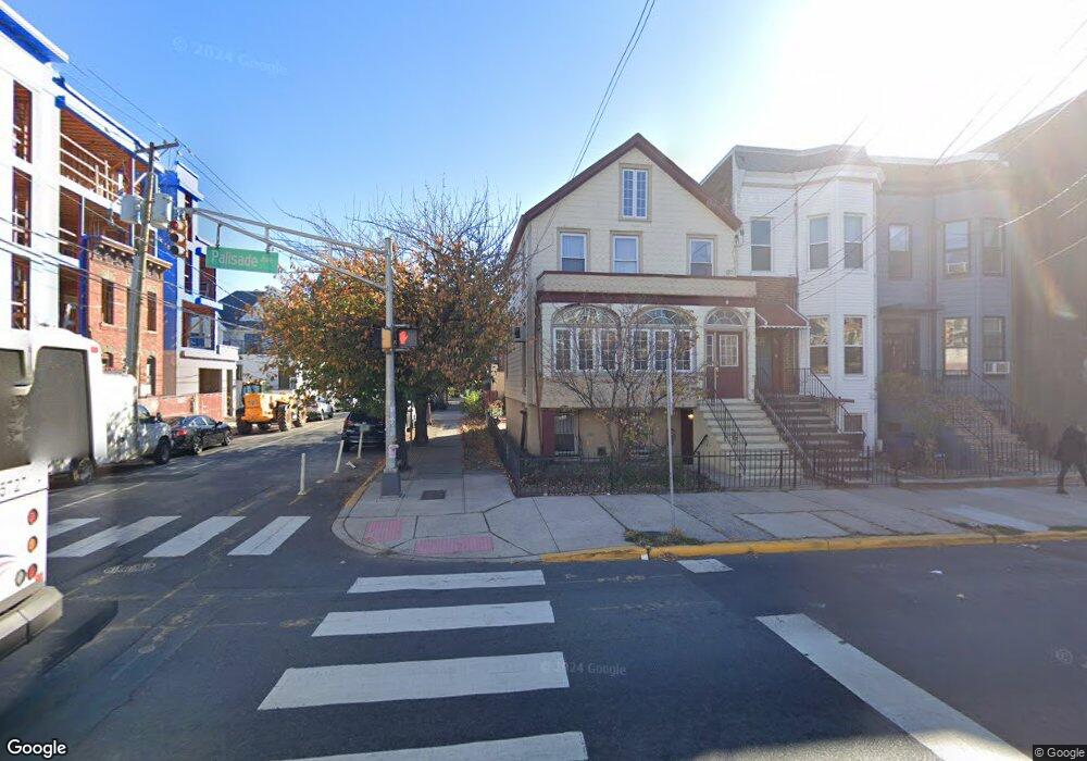 554A Palisade Ave, Jersey City, NJ 07307 - photo 1