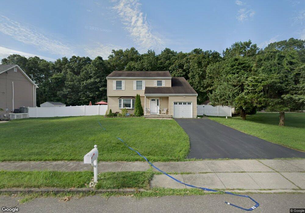 948 Stamler Dr, Toms River, NJ 08753 - photo 1