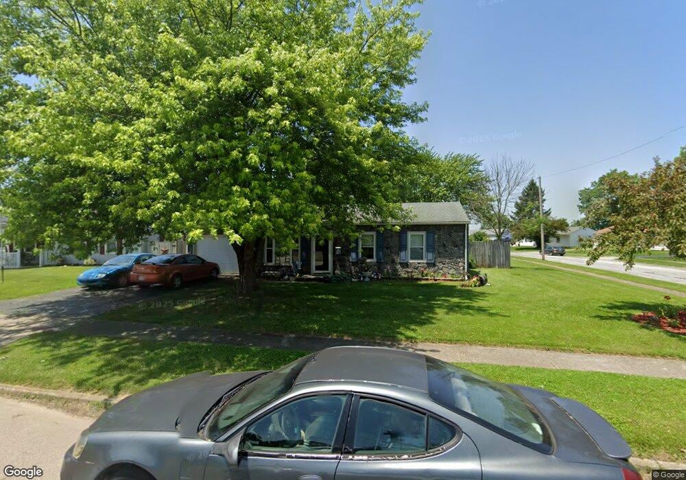 1053 Richard Dr, Xenia, OH 45385 - photo 1