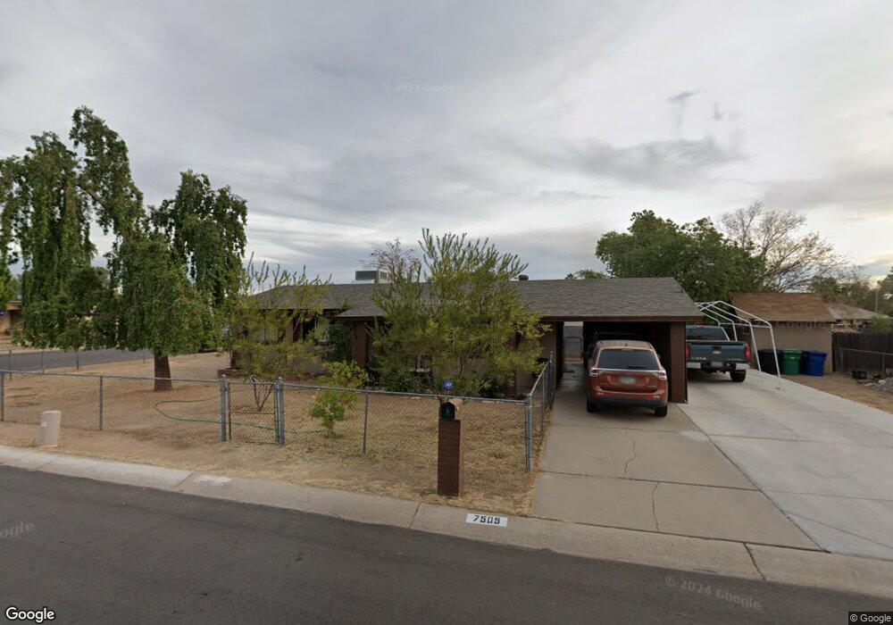 7505 E Capri Ave, Mesa, AZ 85208 - photo 1