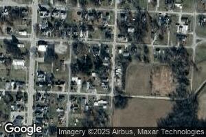 302 S Walnut St, Sumner, IL 62466