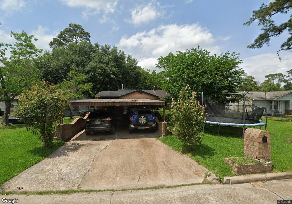 7705 Claiborne St, Houston, TX 77016 - photo 1