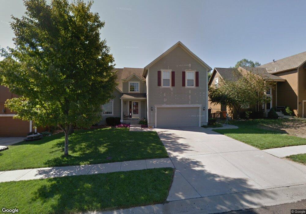 21435 W 47th Ct, Shawnee, KS 66218 - photo 1