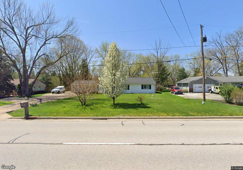 319 N Aurora Rd, Aurora, OH 44202 - photo 1