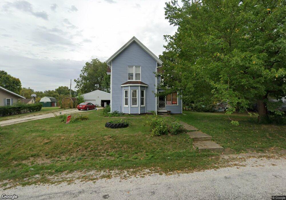 131 E Illini St, Virginia, IL 62691 - photo 1