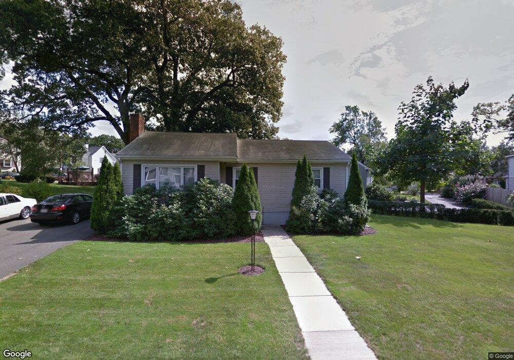 10 Curtis St, Wakefield, MA 01880 - photo 1