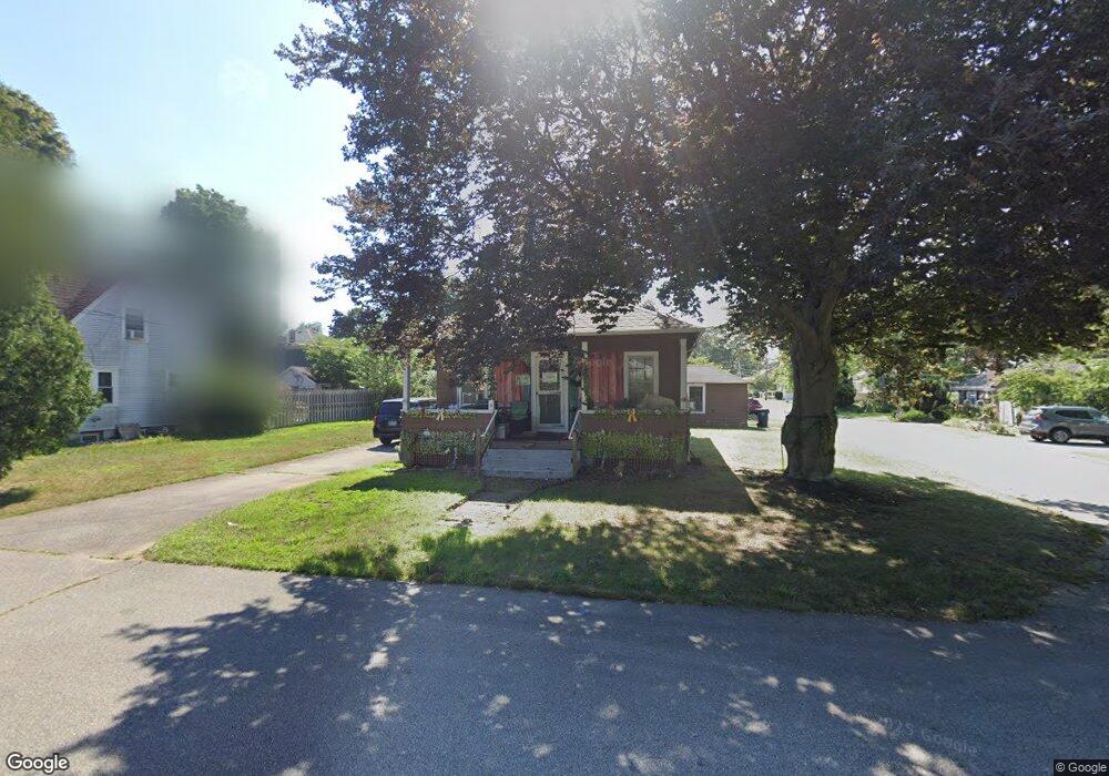 3 Elmhurst St, Warwick, RI 02889 - photo 1