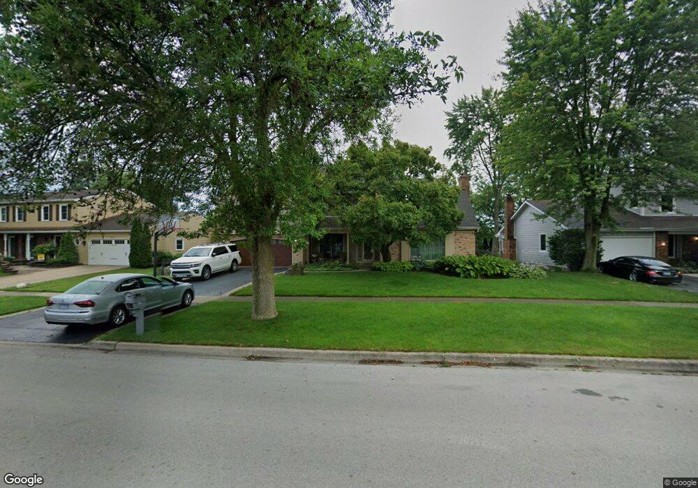 628 W Gartner Rd, Naperville, IL 60540 - photo 1