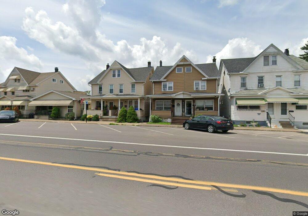 538 S Poplar St, Hazleton, PA 18201 - photo 1