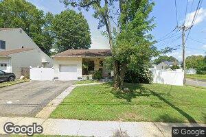 578 New Dover Rd, Colonia, NJ 07067