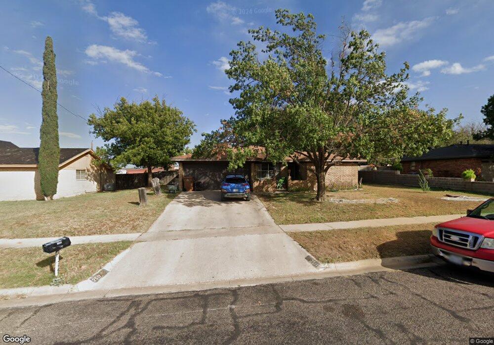 2511 Ann Dr, Big Spring, TX 79720 - photo 1