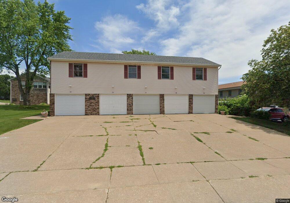 3807 Spring St unit 2A, Davenport, IA 52807 - photo 1