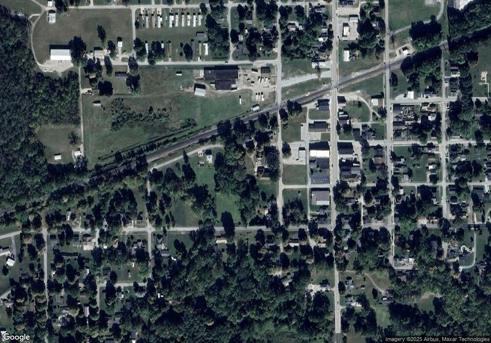 96 S Snowden St, Andrews, IN 46702 - photo 1