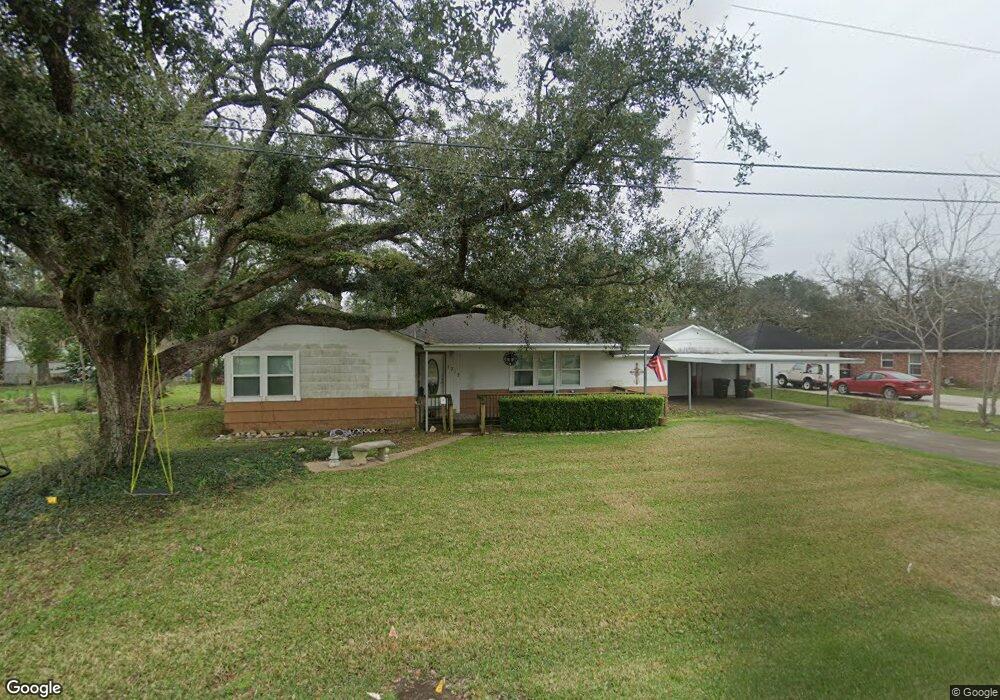 1313 Fairview Dr, Alvin, TX 77511 - photo 1