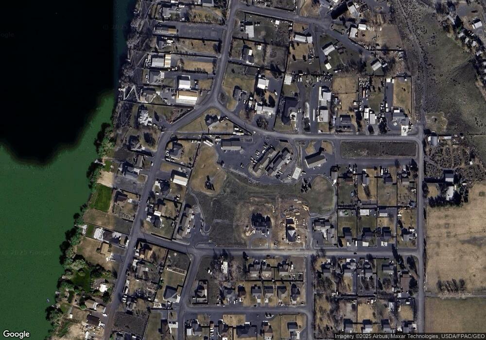 7579 Cox St NE unit A, Moses Lake, WA 98837 - photo 1