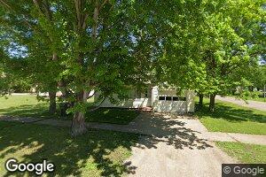 102 1st Ave, Ipswich, SD 57451
