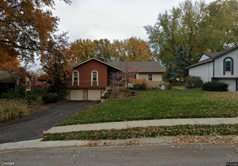 4707 Melrose Ln, Shawnee, KS 66203 - photo 1