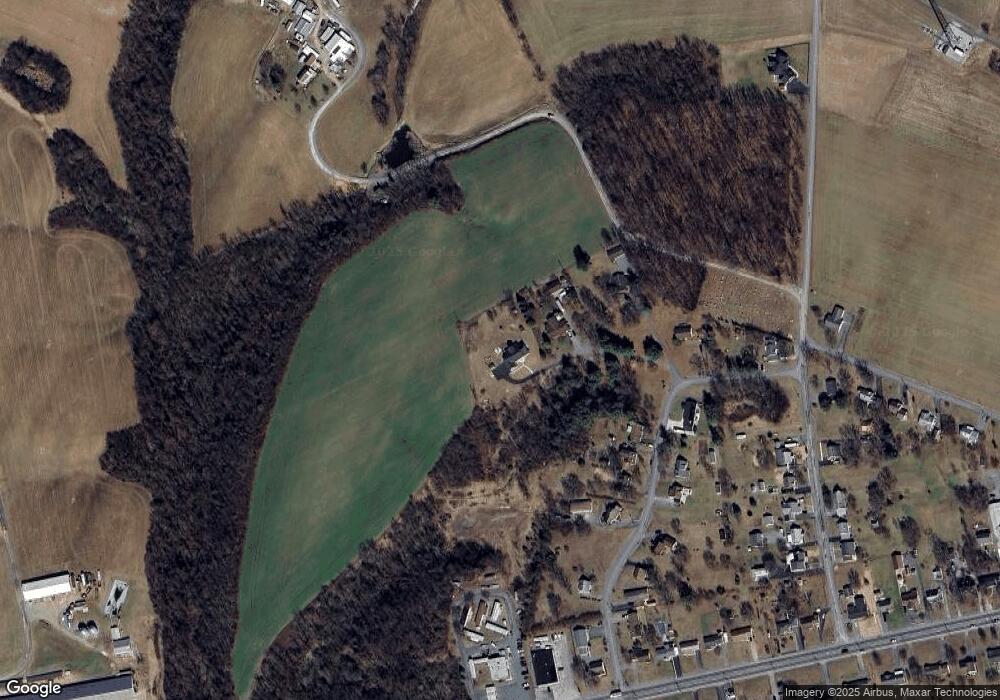 131 Carlton Cir, Saint Thomas, PA 17252 - photo 1