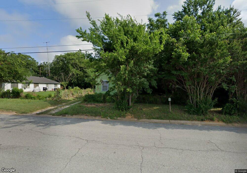 311 Martin Luther King St, Denison, TX 75020 - photo 1