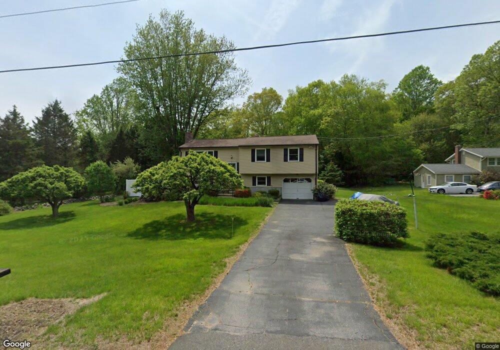 28 Pheasant Run Dr, Gales Ferry, CT 06335 - photo 1