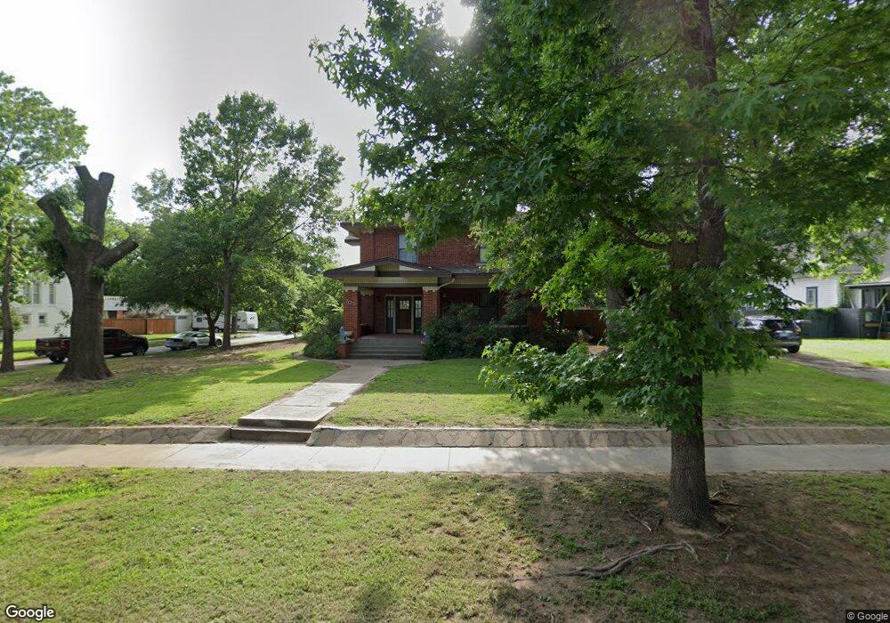 705 D St NW, Ardmore, OK 73401 - photo 1