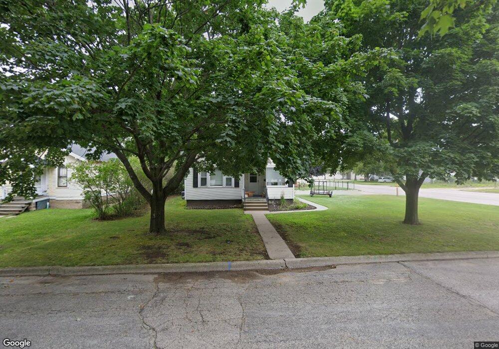 2002 14th St, Menominee, MI 49858 - photo 1