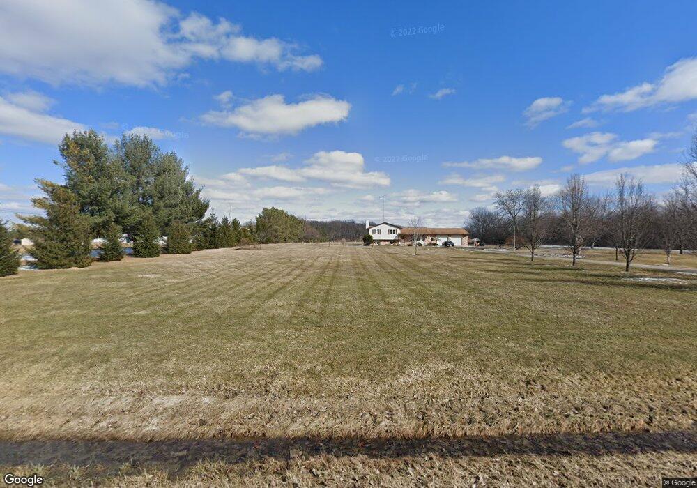 1041 S Gale Rd, Davison, MI 48423 - photo 1