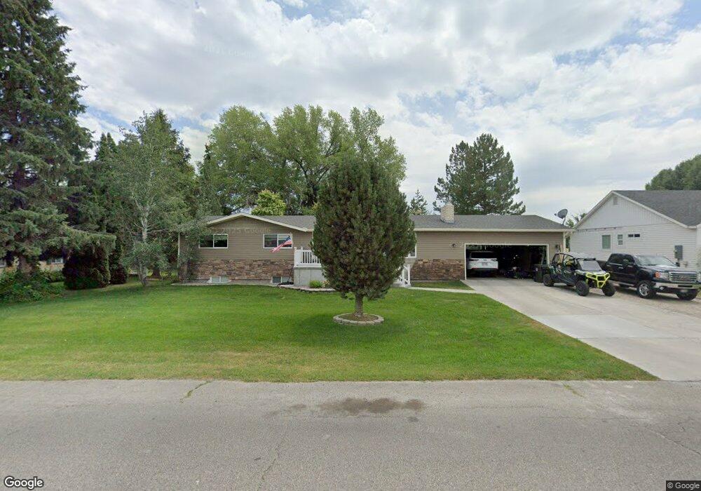 216 Bergeson Dr, Blackfoot, ID 83221 - photo 1