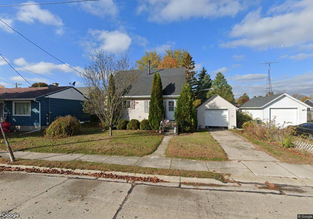 1010 Buchholz St, Two Rivers, WI 54241 - photo 1