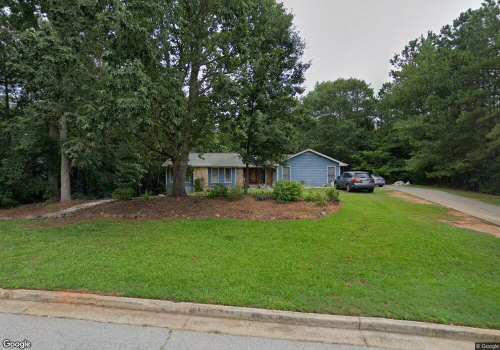 6680 Jojanne Ln, Lithonia, GA 30038 - photo 1