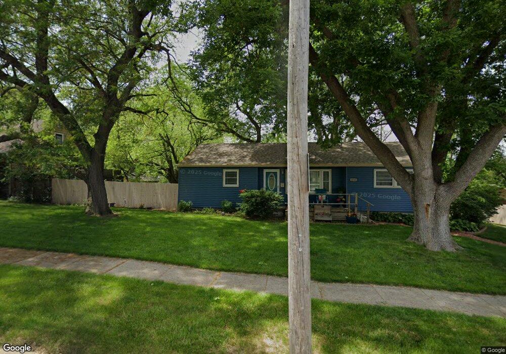 3930 49th St, Des Moines, IA 50310 - photo 1