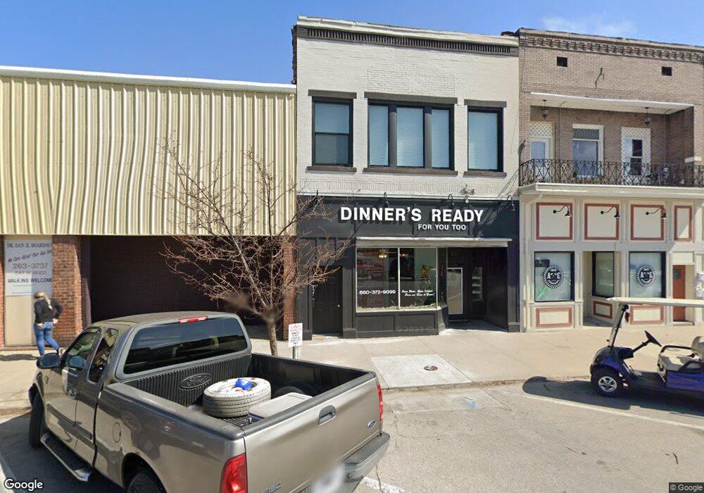 537 W Reed St unit 3, Moberly, MO 65270 - photo 1