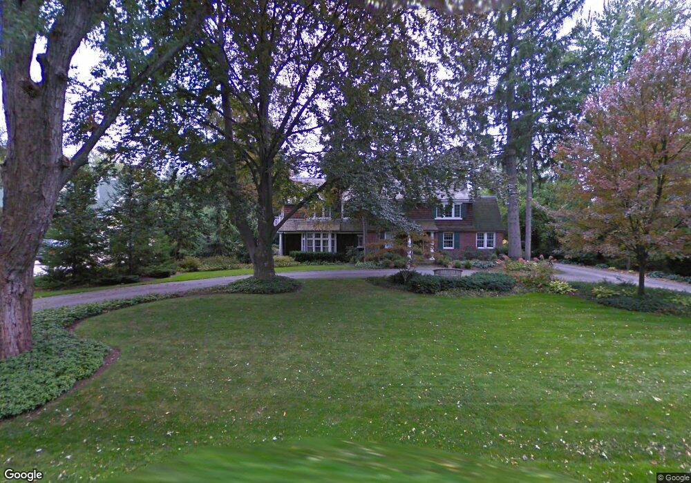 270 Harrow Cir, Bloomfield Hills, MI 48304 - photo 1